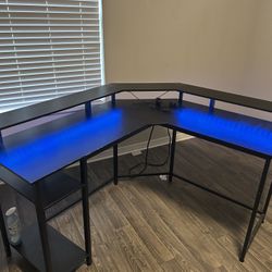 L Shaped desk 