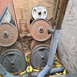 8 45s Lb Plates.     .....all Weights And Rack