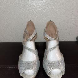 Diamond Heels size 7.5
