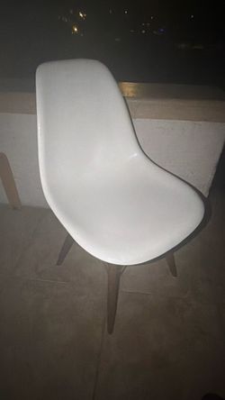 White desk chair, plastic
