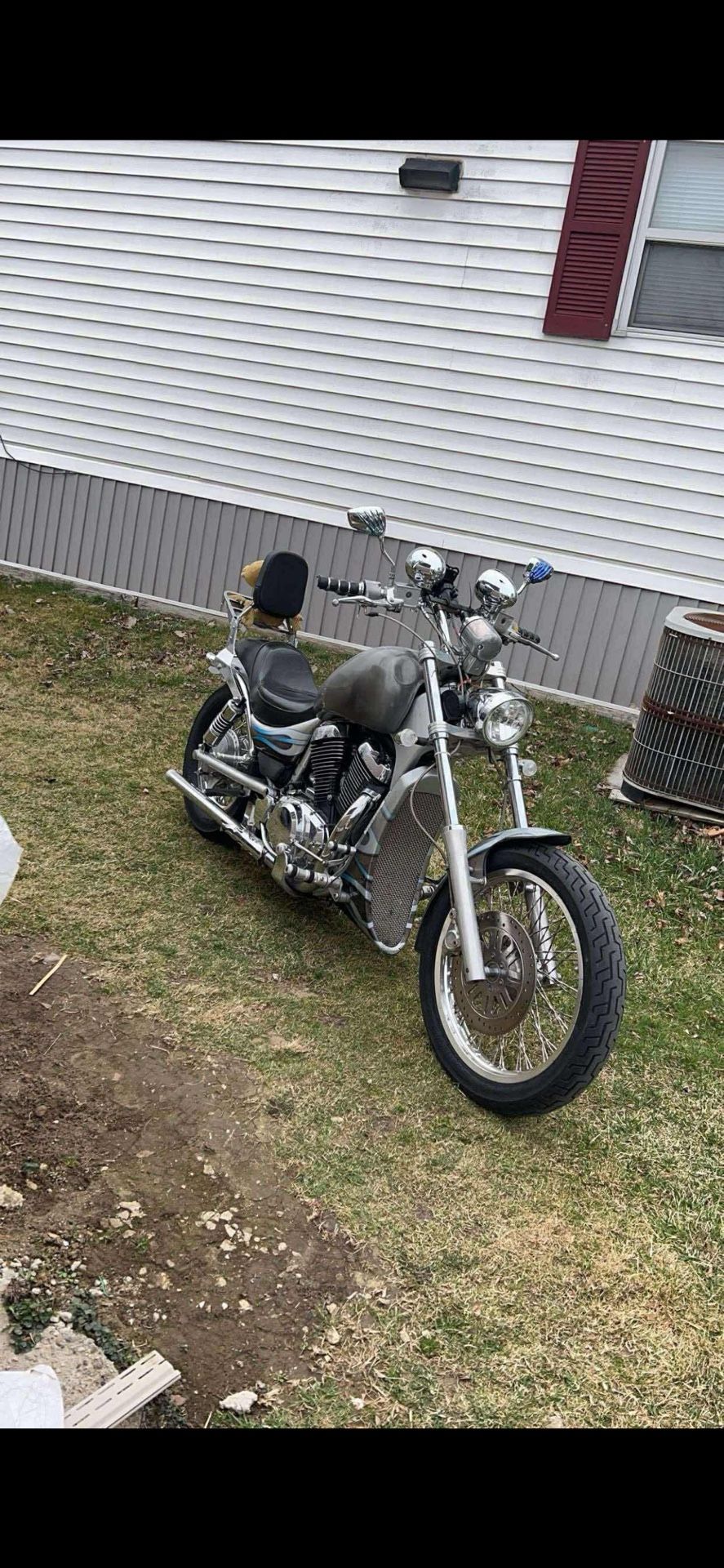 2004 Suzuki Intruder