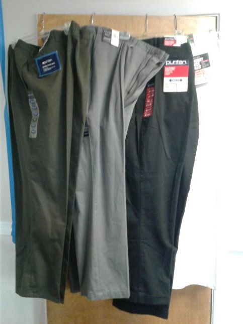 4 Pairs of Men's New Paints, Waist 48, length 30