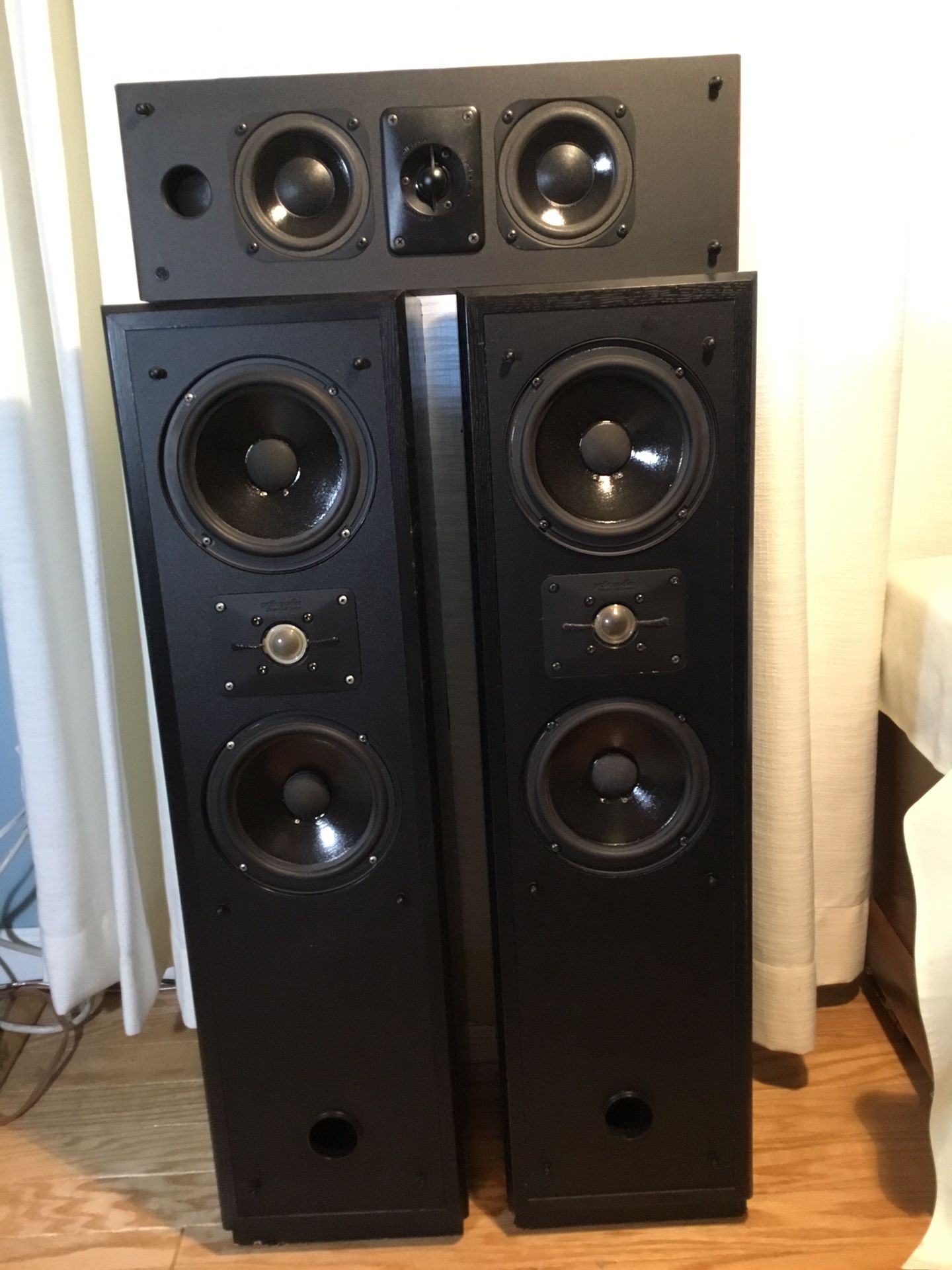 Polk Audio 8T Towers And CS 100 Center Made In The USA 