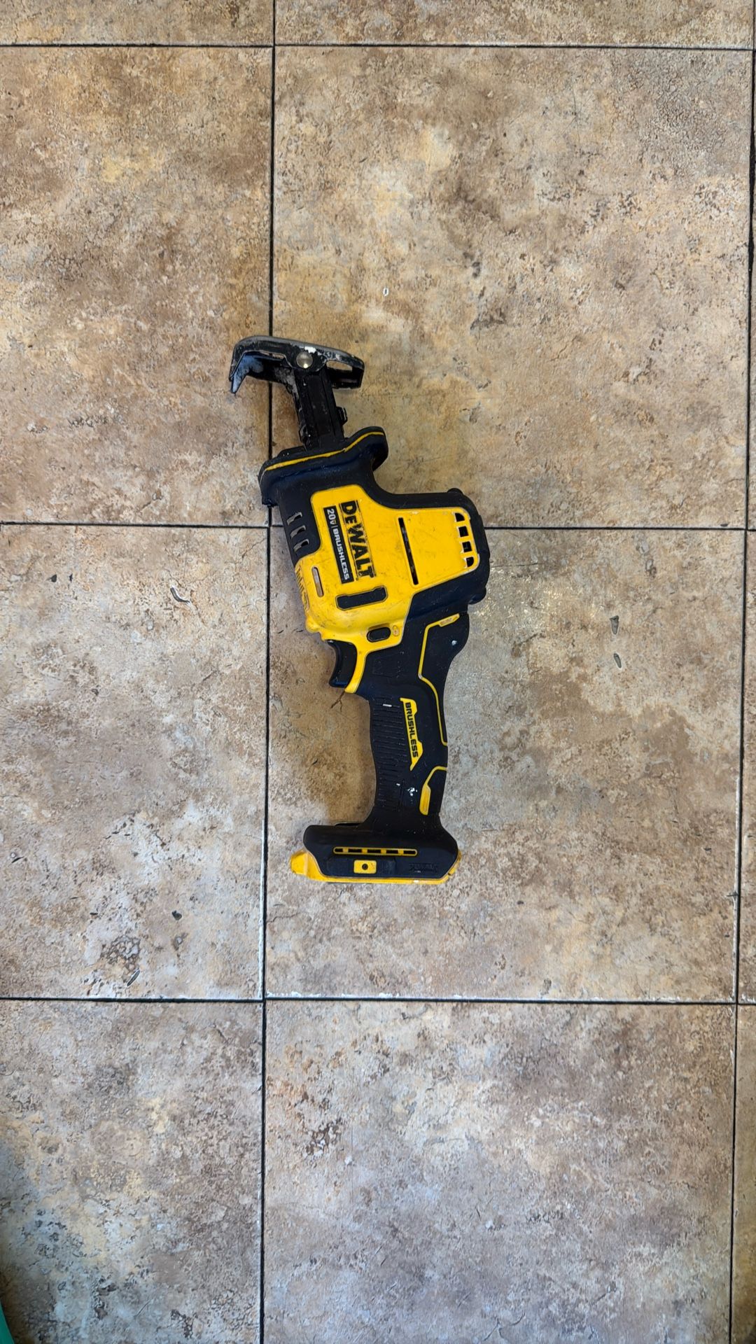 DEWALT ATOMIC 20V MAX Cordless Brushless Compact Reciprocating Saw (Tool Only)
