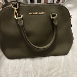 Michael Kors Large Cindy Dome Green Saffiano