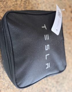 Tesla Tow Hitch (new)