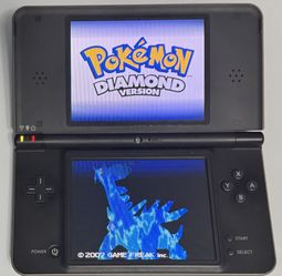 Bronze Nintendo DSI XL/LL with 595 games