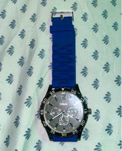 Details Chronograph-Style Watch Blue Rubber Strap
