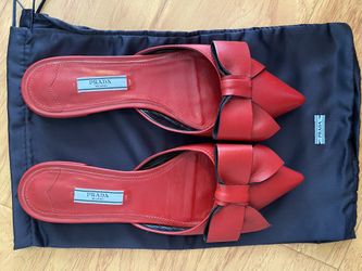 Prada mules!