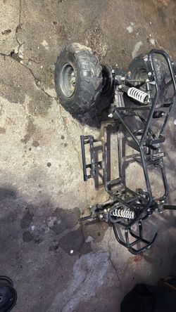 Moto ideal para armar a tu imaginación o para partes.