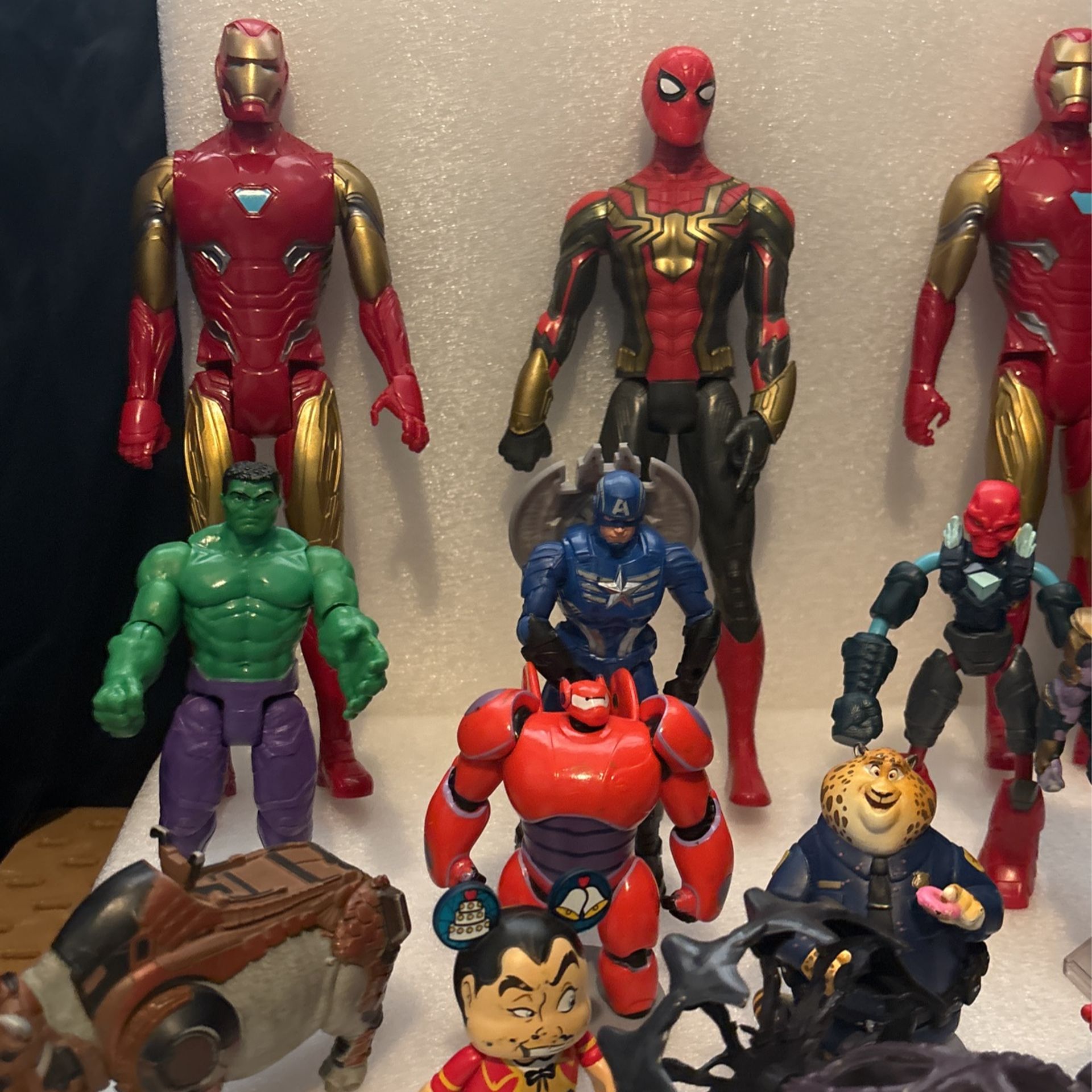 Iron Man, Spiderman Captain America, Hulk