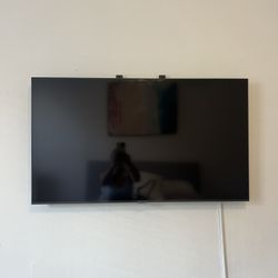 Samsung 43” Flatscreen TV