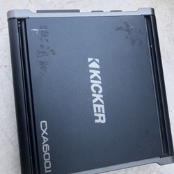 Kicker 43CXA600.1 Mono subwoofer amplifier — 600 watts RMS x 1 at 2 ohms