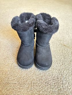 Girl shoes