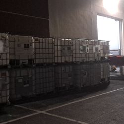 275 Gallon Watertanks