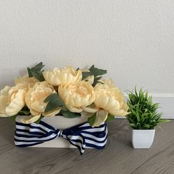 Fake flowers and plants