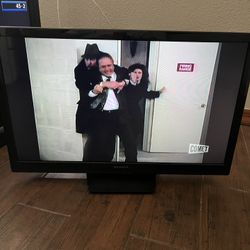 Magnavox 32” TV $25