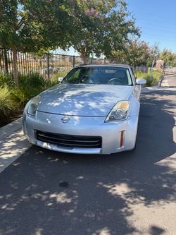 2008 Nissan 350z convertible