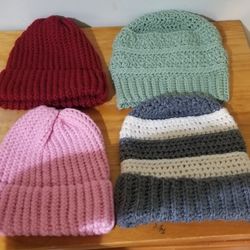 Womans Knitted Hat Bundle... Will sell seperatly!