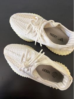 Yeezy Boost 350 V2 Cream White Size 4 Women’s