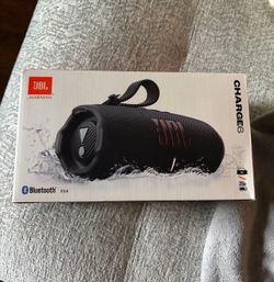 JBL Charge 6