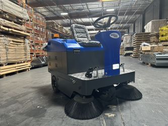 Automatic Sweeper Vacuum Easily Clean Your Warehouse
