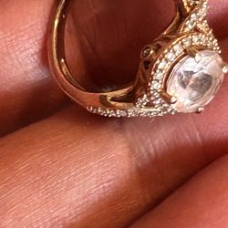 10k Solid Gold With Morganite And Diamonds 2.5gr