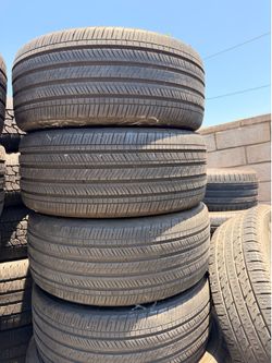 235/40r19 Goodyear tires en Excelentes Conditiones de Vida las 4