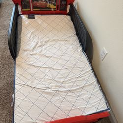 Lightning McQueen Toddler Bed 