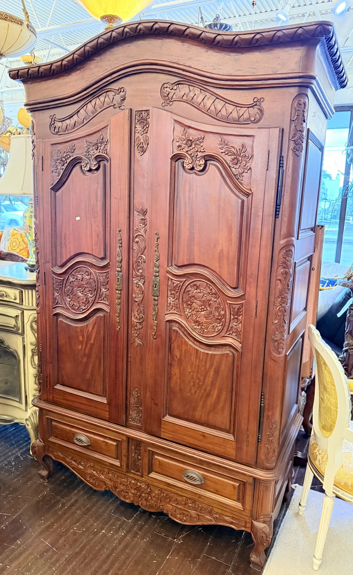 Traditional Armoire - 80% OFF OFFER!!!