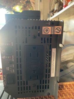 Car power inverter