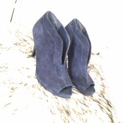 Navy Blue Suede Nine West Heel/Boots