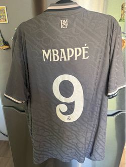 mbappe size xxl jersey