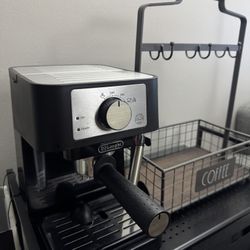 De'Longhi Stilosa Espresso Machine
