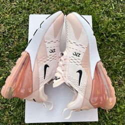 W NIKE AIRMAX 270 SIZE 8