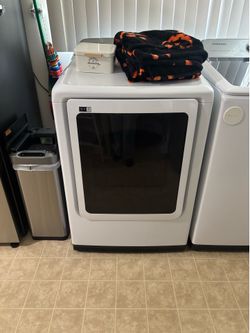 Appliances/ dining table / washer dryer