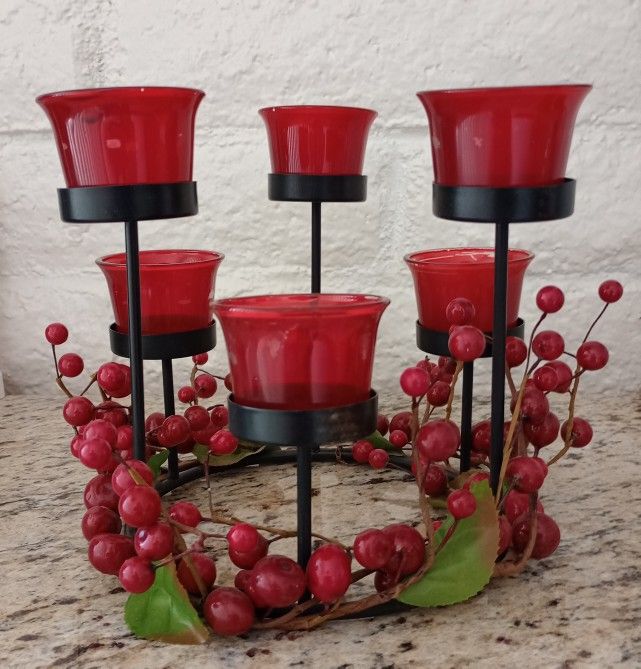 "Vintage" Christmas Tea Light Candle Holder Center Piece