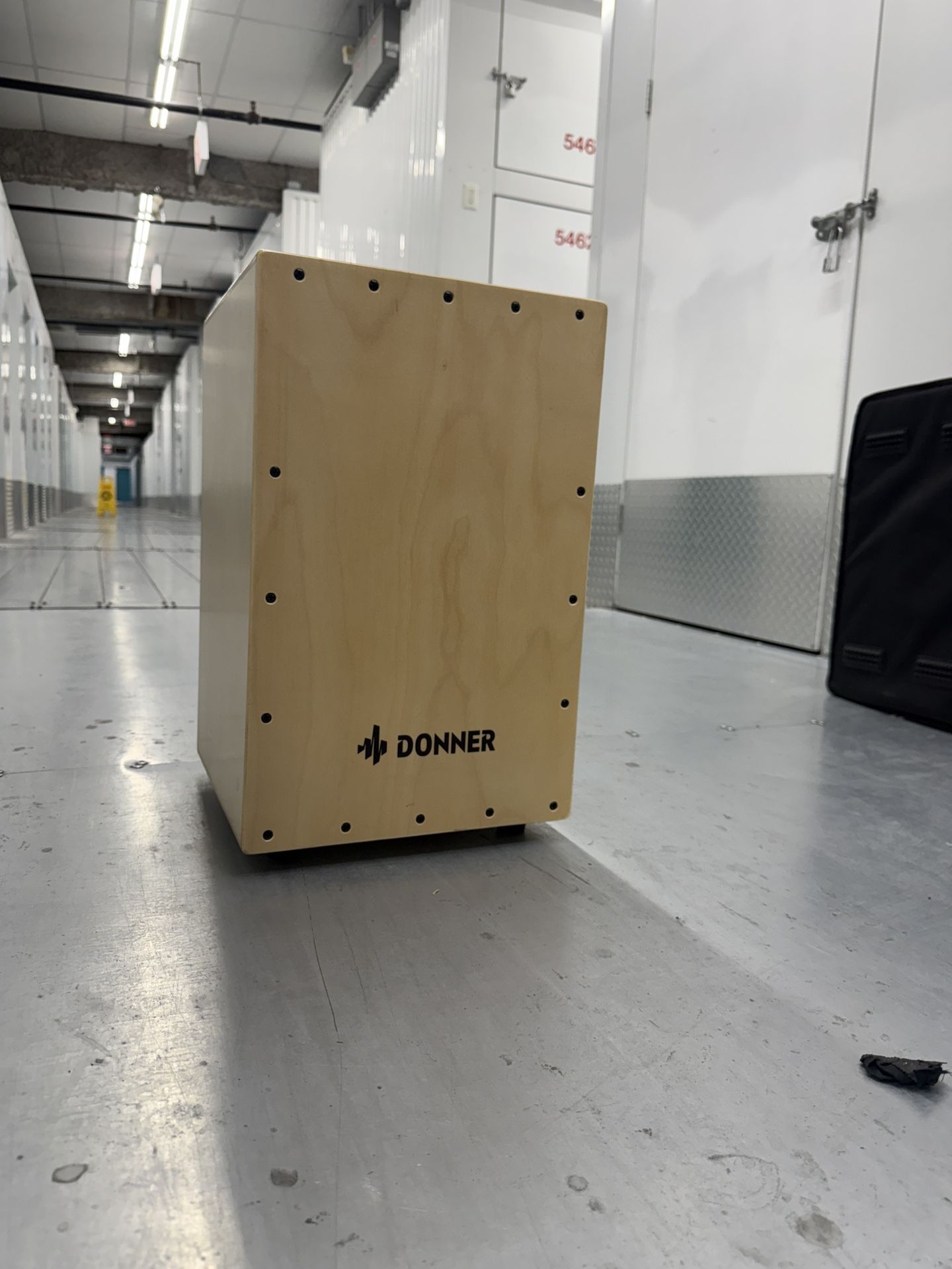 Cajón Donner New