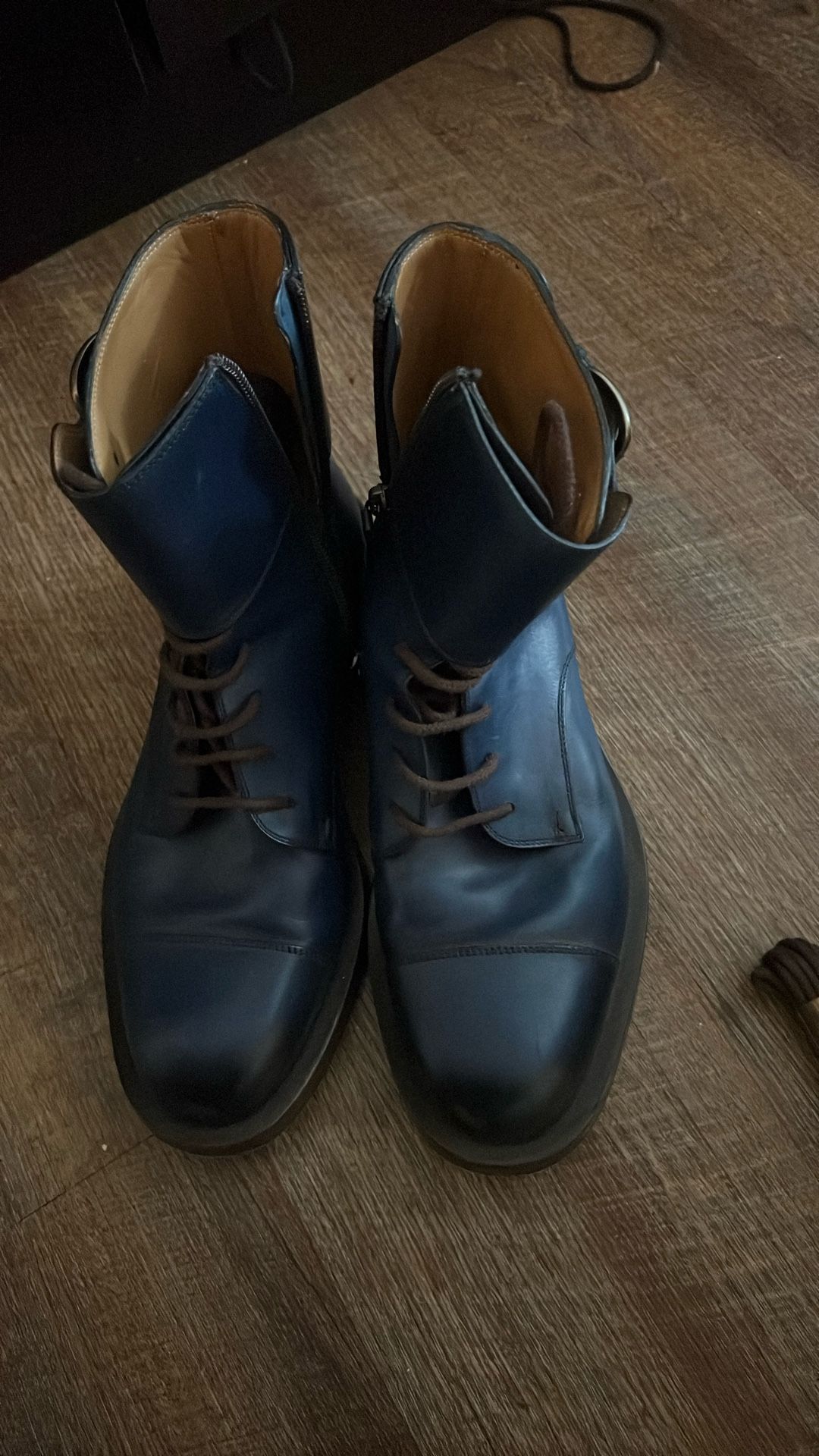 Gucci Leather Boots With Extra Lace