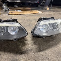 335is/335i/328i Lci Headlights CORES FOR PARTS DO NOT FULLY FUNCTION
