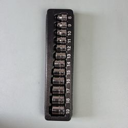 12 PC 3/3” Drive 6-Point Metric Flank Drive Shallow Socket Set (8-19 mm)