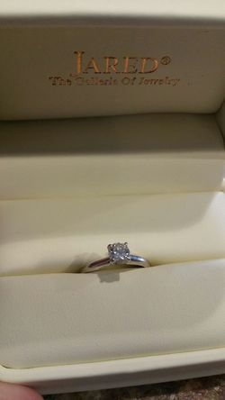 Diamond engagement ring 1/2 carat