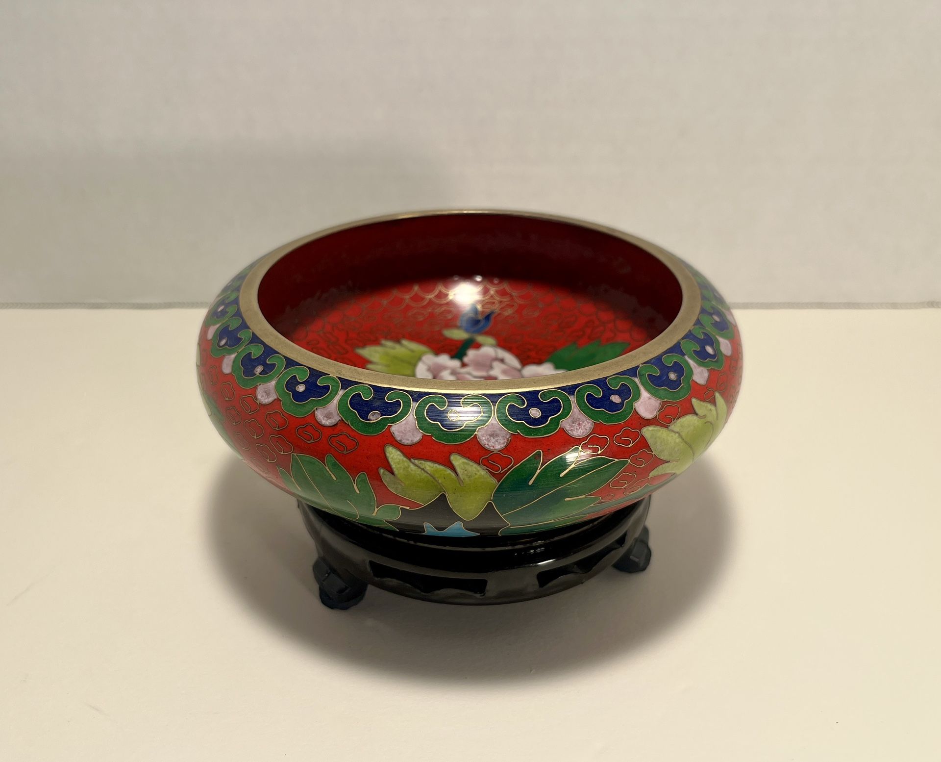 Vintage Chinese Cloisonné Enamel Bowl with Floral Vase Motif with Stand