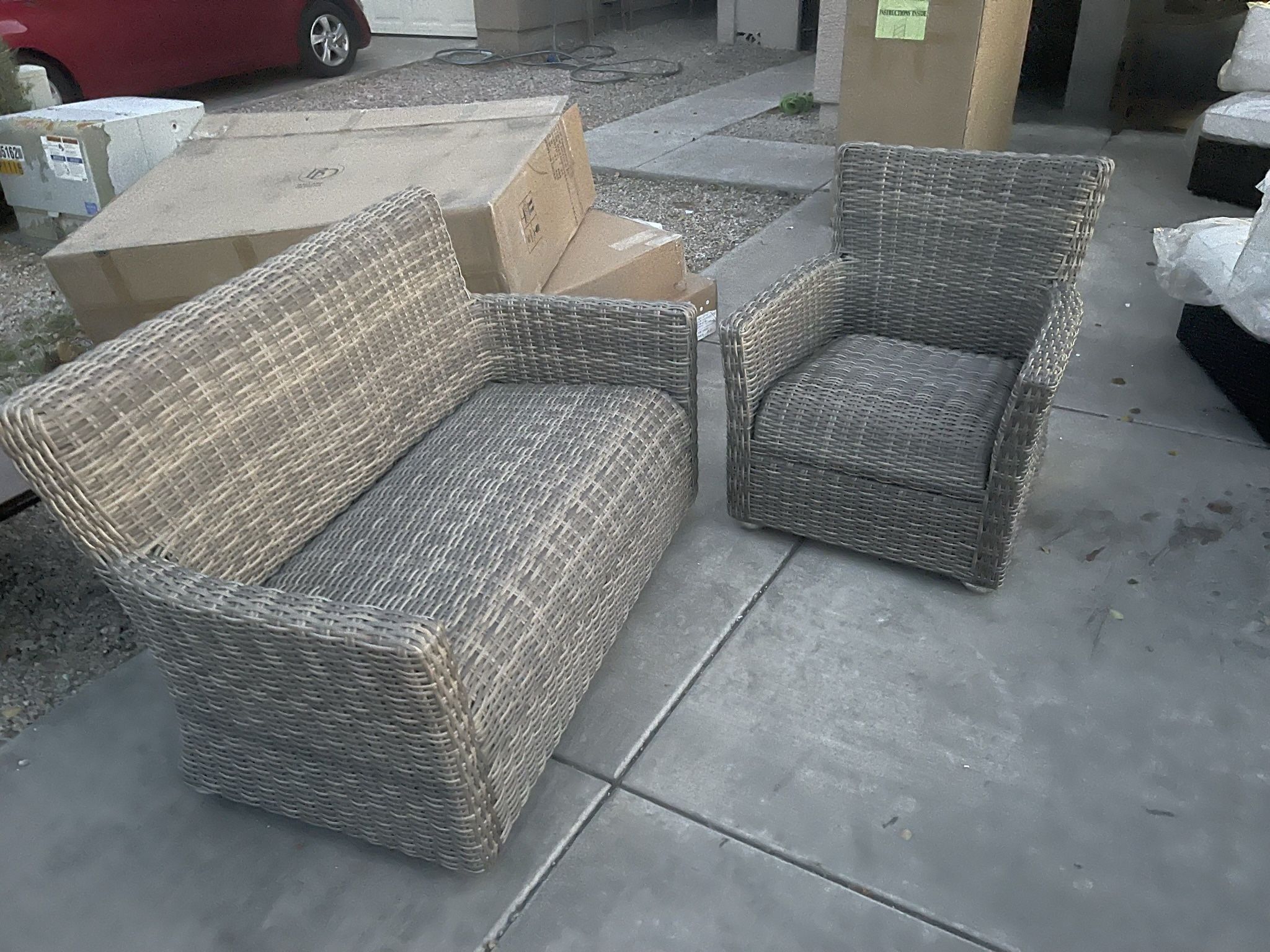 Simsbury Wicker Loveseat 2 Piece Brand New Original From  Grandinroad 