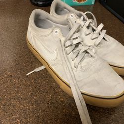 Nike 