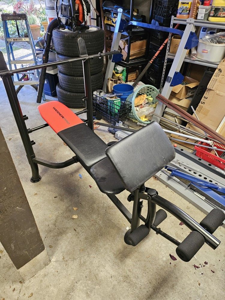 Weider Pro 265 Weight Bench with 80 lb Weight Set