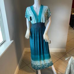 New Women’s Aqua butterfly design dress Size XL for size 14-16 New with tags Stretchy waist  V neck style Summer Sundress Vacation Trip Flowy