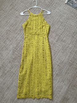 Zara Yellow Lace Midi Dress - Size Small | Like New