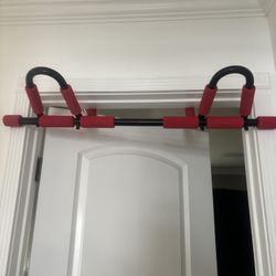 In Door Pull-up Bar