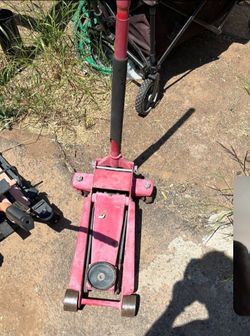 Floor jack Pittsburgh